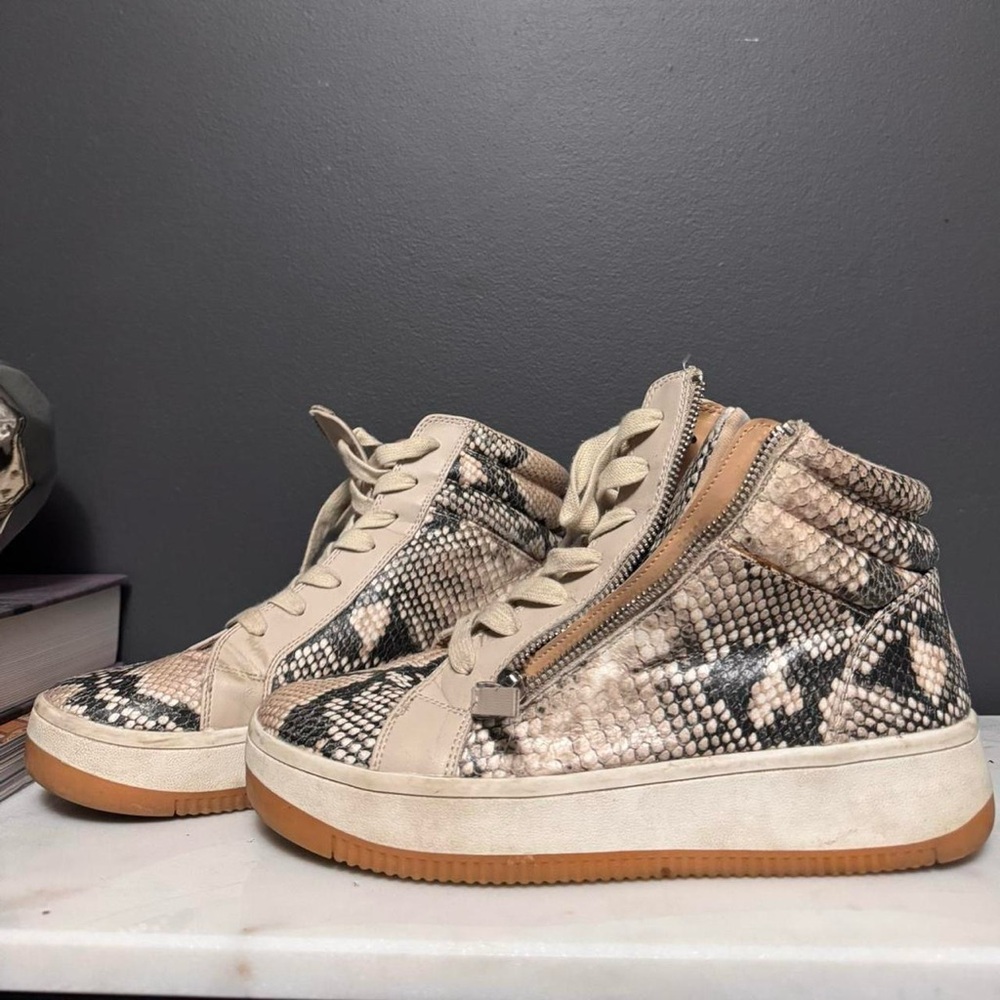 Vintage Y2K Sneaker Wedges Heels Snakeprint
